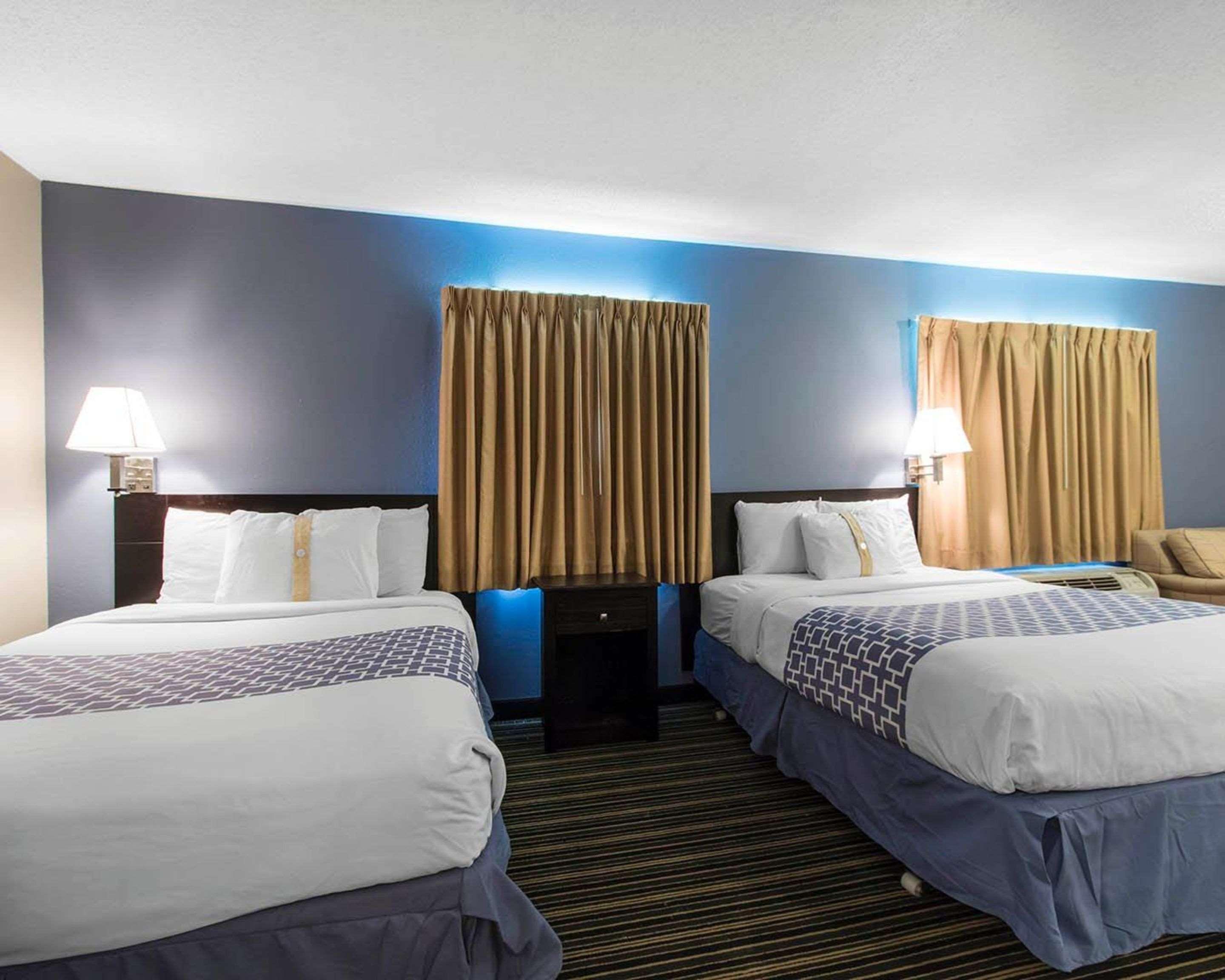 Suburban Extended Stay Hotel Naval Base Area Warrington Dış mekan fotoğraf