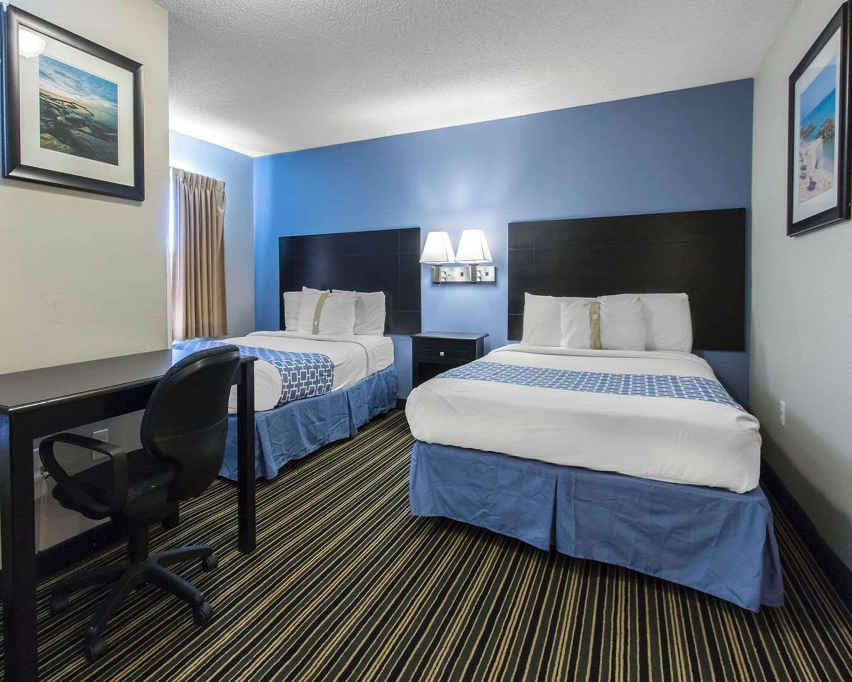 Suburban Extended Stay Hotel Naval Base Area Warrington Dış mekan fotoğraf